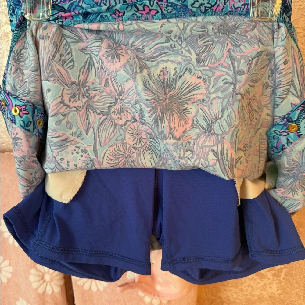 Lilly Pulitzer Luxletic Skort in Blue and Pink - Picture 9 of 10